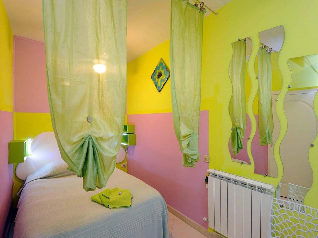 Alla Maison Di Alessia Bed & Breakfast Перуджа Стая снимка